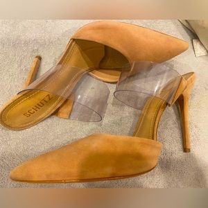 Brand NEW Closed toe SCHUTZ slip in backless slings, With Clear strap!